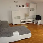 Niki *