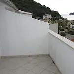 Niki *