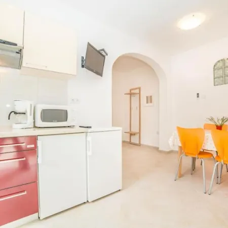 Niki Apartament Kampor