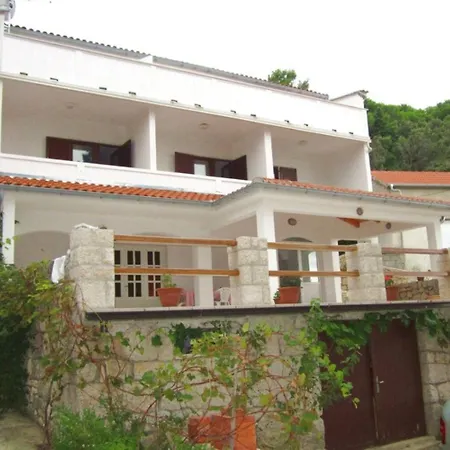 Niki Apartament *