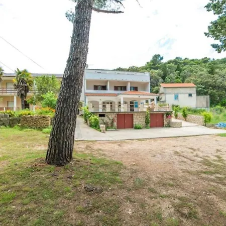 Niki Apartament *