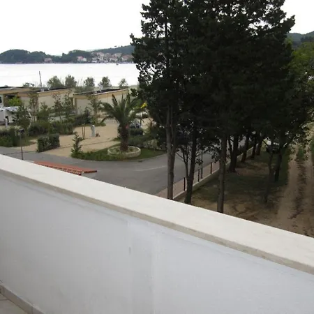 Niki Apartman Kampor