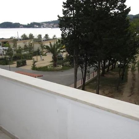 Niki - 70m From The Sea 公寓 Kampor